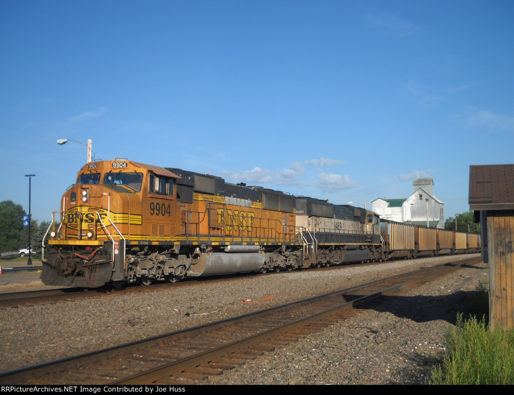 BNSF 9904 East